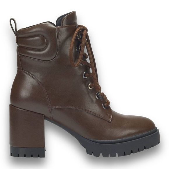AEROSOLES Shoes - AEROSOLES Esen Block Heel Lace-Up Boot in Chocolate Size 6 NWOT